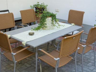 Sitzgelegenheit auf der Terrasse (1)