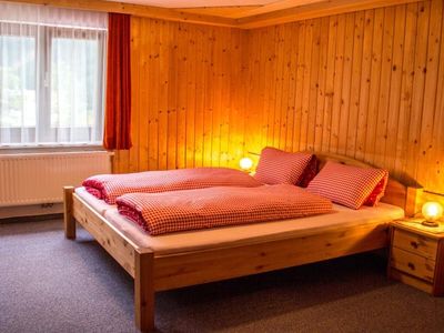 Schlafzimmer 2