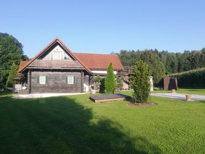 Ferienhaus Am Bach von hinten