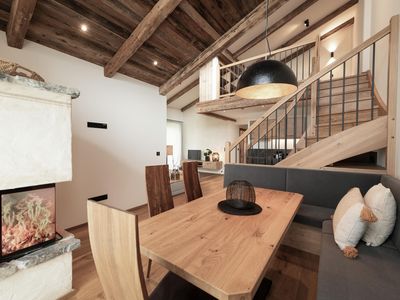 Essen-beim-Feuer-Loft-Mia-Alpine-Lofts-M26-Grossar