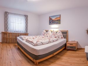 23898123-Ferienwohnung-4--300x225-4