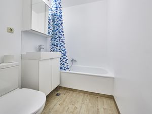 23898325-Ferienwohnung-4--300x225-3