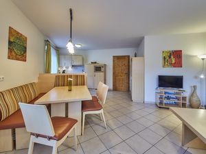 23898331-Ferienwohnung-8--300x225-3