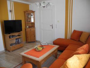 23898815-Ferienwohnung-2--300x225-2