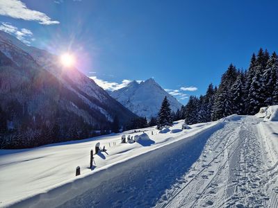 Winterwanderweg Richtung Galtür