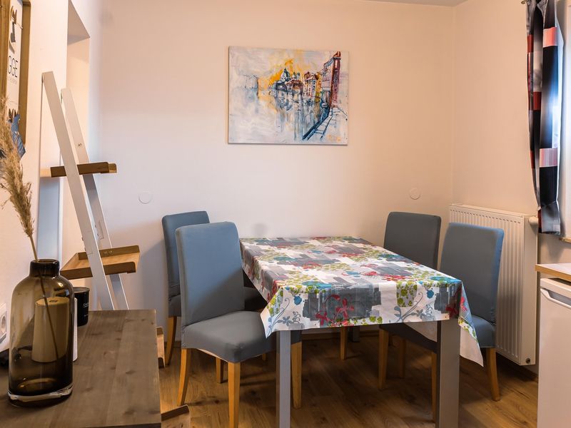 23915404-Ferienwohnung-4--800x600-2