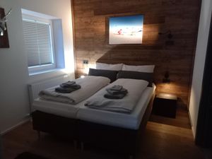 23586772-Ferienwohnung-6--300x225-2