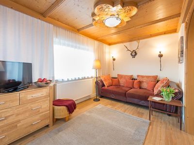 Wohnzimmer mit Sofa