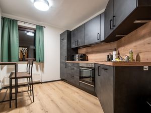 23925358-Ferienwohnung-2--300x225-5