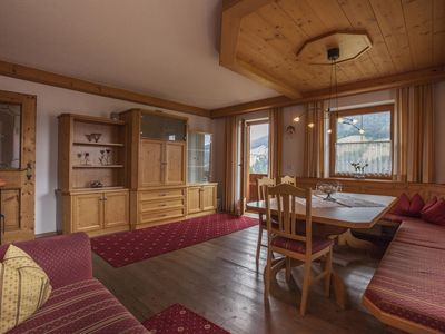 moaeben_alpbach__panorama_wohnzimmer