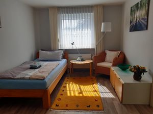 23304623-Ferienwohnung-1--300x225-4