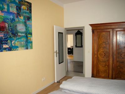 Schlafzimmer 1