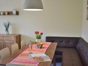 21924147-Ferienwohnung-6--300x225-1