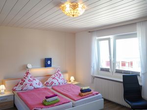 22497767-Ferienwohnung-2--300x225-2