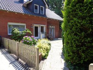 23371460-Ferienwohnung-5--300x225-0