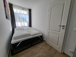 23506454-Ferienwohnung-4--300x225-4