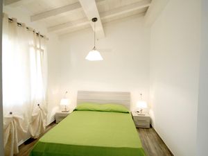 22806165-Ferienwohnung-4--300x225-3