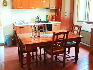 23547520-Ferienwohnung-6--300x225-5