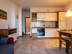 23895418-Ferienwohnung-4--300x225-1