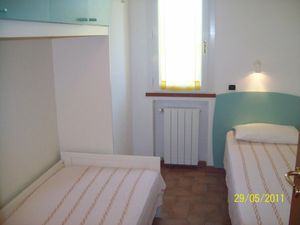 23500749-Ferienwohnung-6--300x225-3