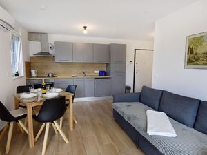 23669469-Ferienwohnung-4--300x225-1