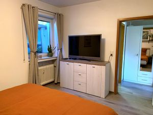 23470647-Ferienwohnung-3--300x225-4