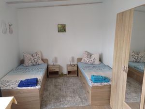 22423789-Ferienwohnung-6--300x225-2