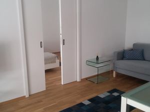 23044407-Ferienwohnung-2--300x225-1