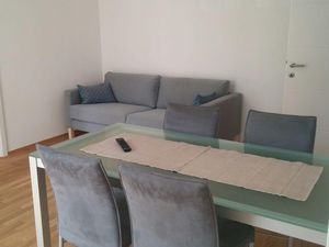 23044407-Ferienwohnung-2--300x225-2