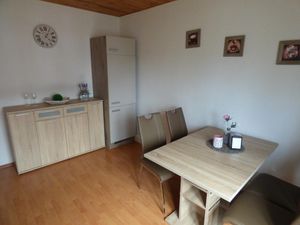 21650989-Ferienwohnung-3--300x225-3