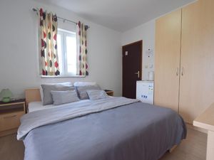 23649094-Ferienwohnung-2--300x225-1