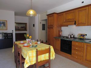 23556046-Ferienwohnung-9--300x225-3