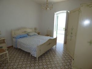 23046533-Ferienwohnung-6--300x225-3