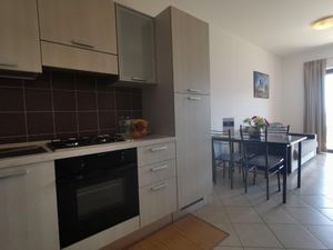 23680153-Ferienwohnung-4--300x225-4