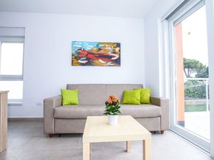 22453379-Ferienwohnung-5--300x225-5