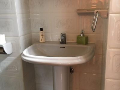 Bad/Dusche. Badezimmer