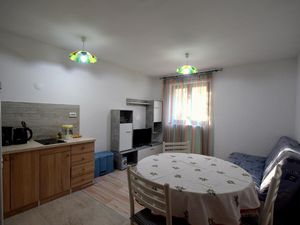 23835537-Ferienwohnung-3--300x225-3