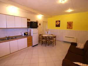 23204253-Ferienwohnung-6--300x225-2