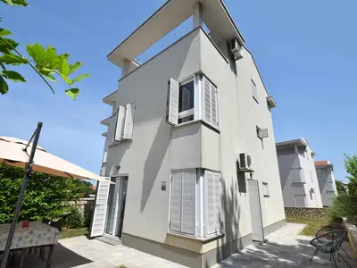 Ferienwohnung für 7 Personen (100 m²) in Malinska 2/10