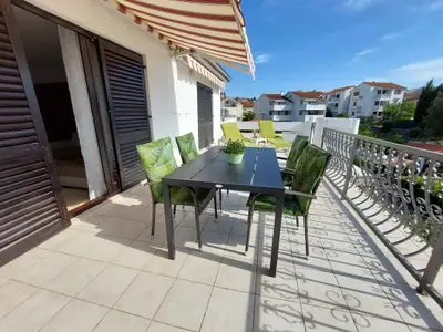 Ferienwohnung für 3 Personen (70 m²) in Malinska 1/10