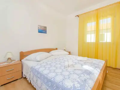 Ferienwohnung für 3 Personen (28 m²) in Zastražišće 9/10