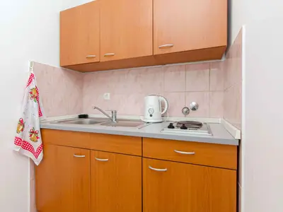 Ferienwohnung für 3 Personen (23 m²) in Zastražišće 9/10
