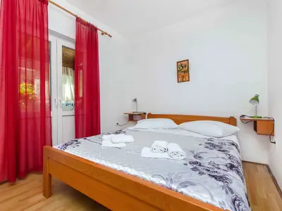 Ferienwohnung für 2 Personen (18 m²) in Zastražišće 9/10