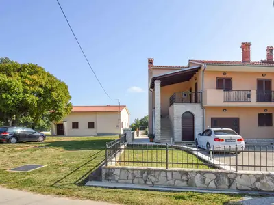 Ferienwohnung für 6 Personen (60 m²) in Rebići 8/10