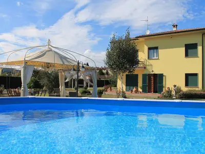 Ferienwohnung für 6 Personen (110 m²) in Montecarlo 1/10