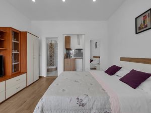 23974349-Ferienwohnung-3--300x225-5