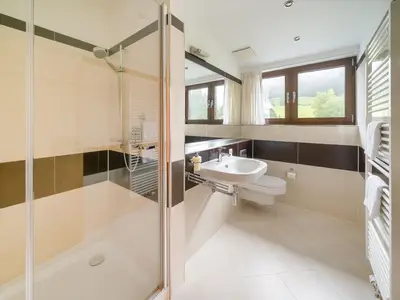 Bad/Dusche