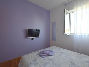 23152735-Ferienwohnung-4--300x225-5