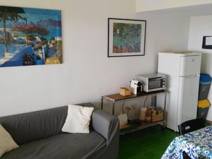 23045057-Ferienwohnung-6--300x225-5