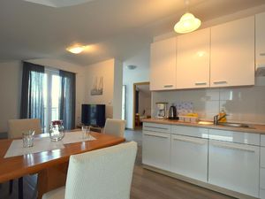 21722901-Ferienwohnung-5--300x225-3